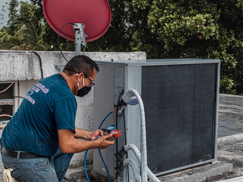 Professional dryer vent cleaning service Bloomington IL